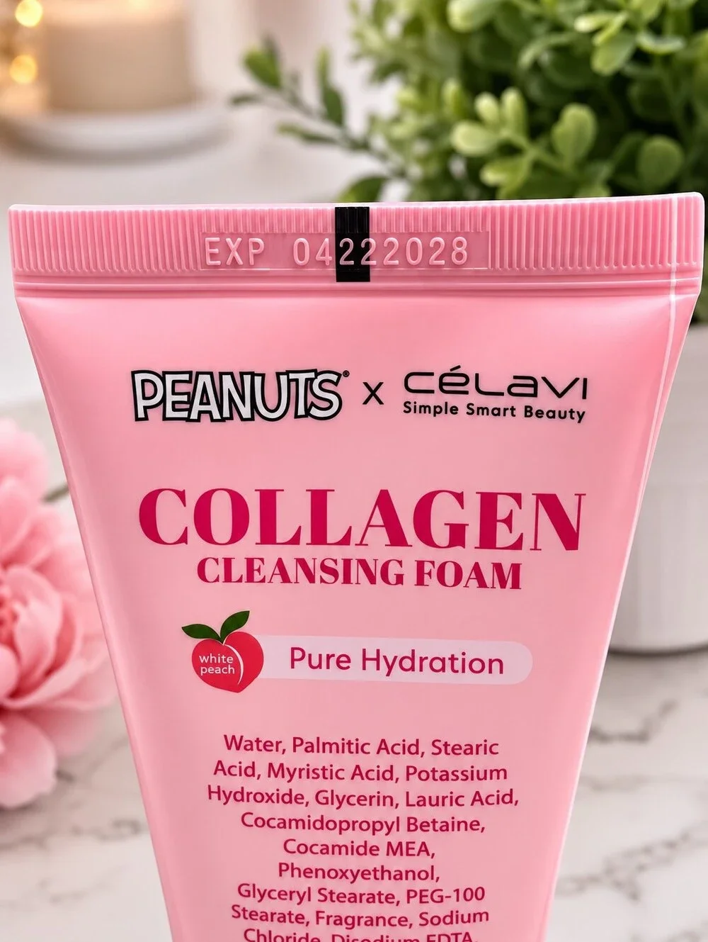 Peanuts x Célavi Snoopy Collagen Cleansing Foam White Peach Limited Edition NIB